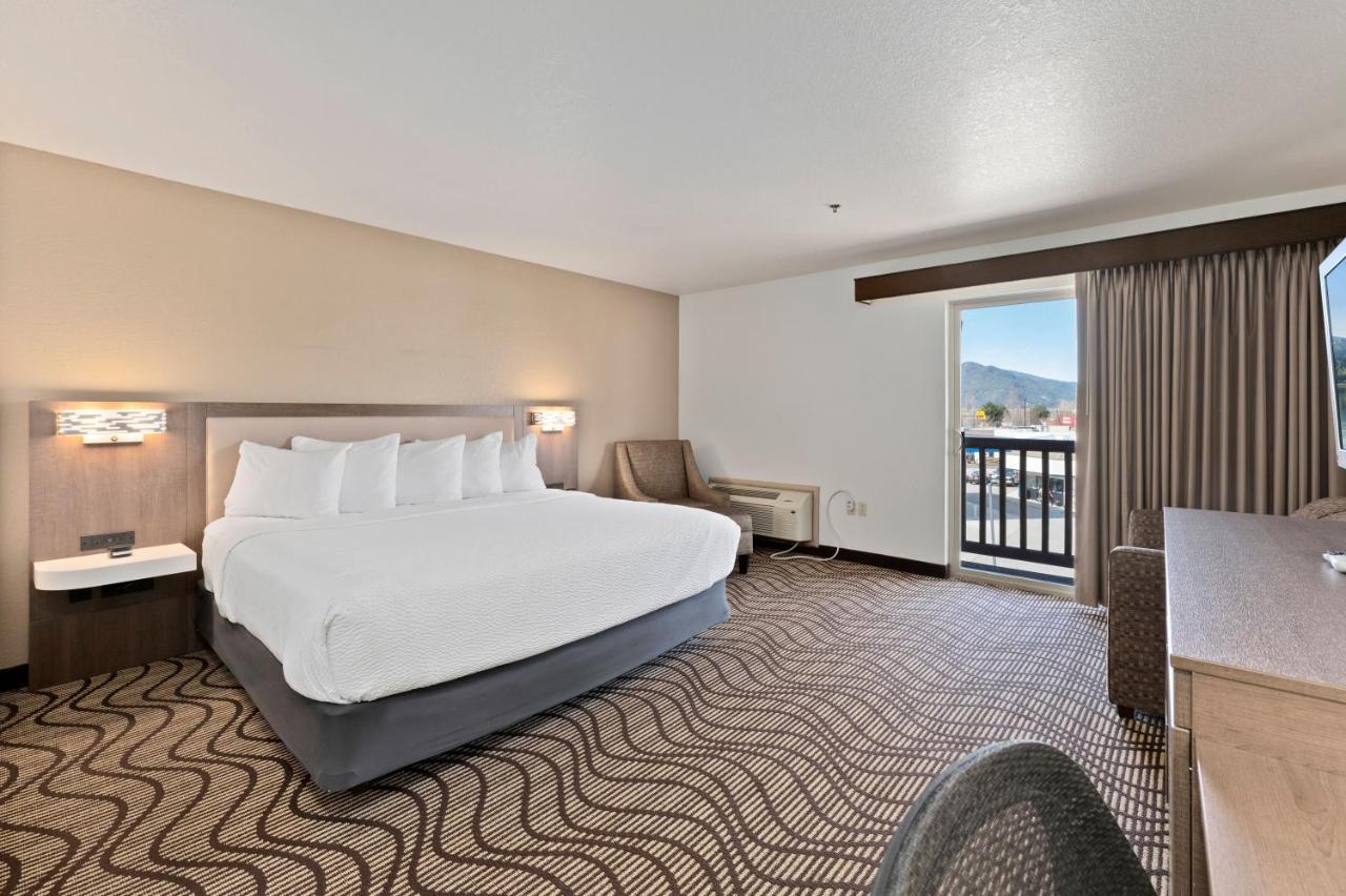 Cedar Street Hotel & Suites Sandpoint Exteriör bild